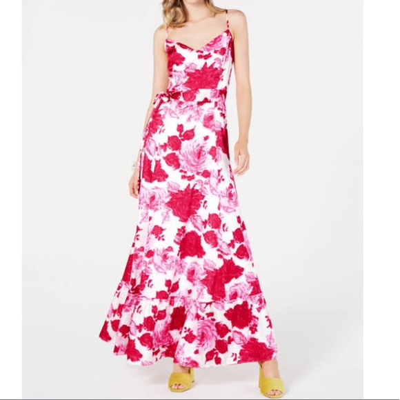 Betsey Johnson Maxi - Picture 5 of 15